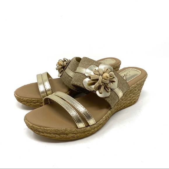 Azura by Spring Step Aketi floral wedge sandals - Picture 2 of 7
